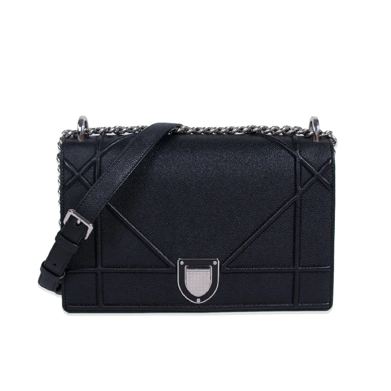 Christian Dior Diorama Medium Shoulder Bag